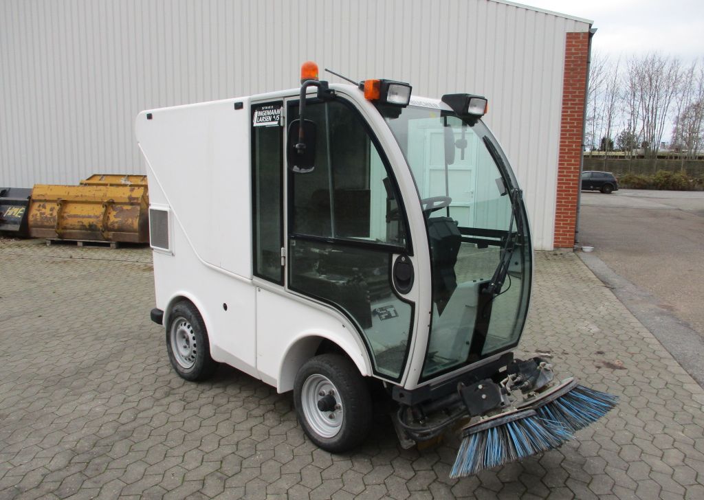 Bucher CITY SPIDER Fejemaskine / Compact Sweeper | Retrade