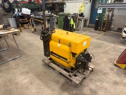 Powerpack Hatz 4L41C med Movax hydraulpump