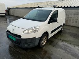 Peugeot Partner - 2013 modell - 166700km