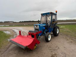 Ford 1900 traktor / Tractor