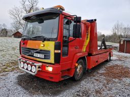 Bärgningsbil Volvo FL615 4X2