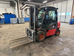 Nissan FGD02 Gaffeltruck/ Forklift
