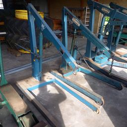  2 Stk. AC WJ 10 , 1Tons værkstedslift./ Giraf.
