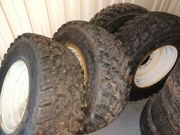 Hakkapeliitta Tri 460/70R24 pigghjul