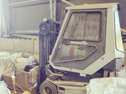 NISSAN ELEKTRISK TRUCK 2005 MOD MED LADER 