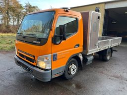 Mitsubishi Fuso Canter ladvogn.