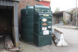 Carbery plastics 6000ltr fuel tank med pumpeanlegg