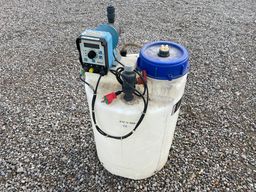 Sera pumpe med 80L plastiktank / pump with tank