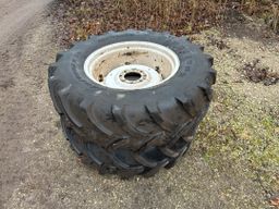 Firestone performer 70 420/70R28 2 dæk med fælge / 2 tires with rims