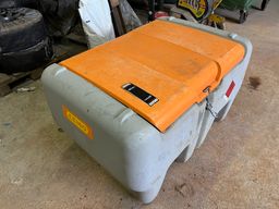 CEMO mobilt 440 liters brændstofsystem, 12 volt drift.