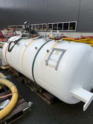 Lufttank med 2 slanger / air tank - 2 hoses Not used