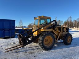 Baklastare Volvo LM 642 med redskap