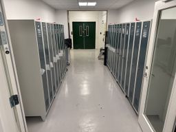 Omklædningsskabe 7stk. / 7 pcs. locker cabinets.