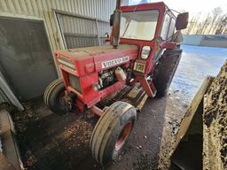 Traktor Volvo BM T800 B