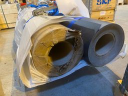 Gulvbelegg 2 ruller / Floor covering 2 rolls