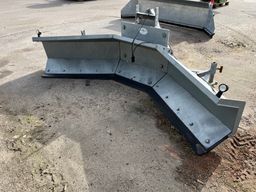 Kunstbanesneplov KP 2500 med A-ophæng.