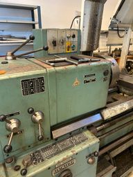 Dreiebenk Tos Trencin / Lathe