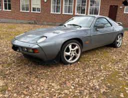 V8 Porsche 928 S -1983 Besiktigad. 