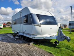 Husvagn HOBBY 560 WLU PRESTIGE Långbäddar / Caravan