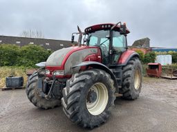 Valtra S280-4 Traktor