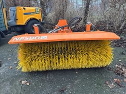 NESBO FH 1300 P kost / hydraulic sweeper