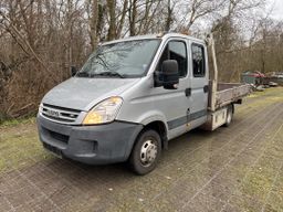 Iveco 35c15 med kran , van