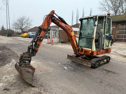 Terex TC20 2-ton minigraver med førerhus og 3 skovle / mini excavator