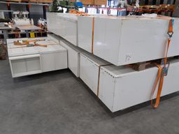 6 stk doble skap 2 enkle / cabinets 