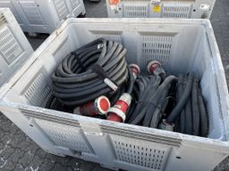 5 stk. 125amp Kabler á 25m (Kobber) / 5 pcs. 125-amp copper cables of 25 meters each./ A0025115