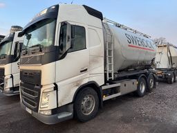 Bulkbil Volvo FH/Bulksläp Interconsultvagn