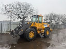 Volvo L90D Hjullastare i gott skick