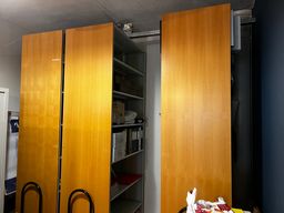Arkivreoler På Skinner / Archiving Shelves On Tracks