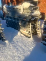 Stor mengde stillas