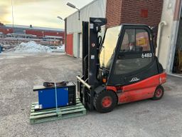 Truck Linde E30/ 02