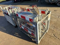 Vej afspærring 2 paller / Road barrier, 2 pallets