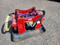 Markvibrator Maskinpadda hydrauliskt underfäste RF systems GVU MAU 18  S60 