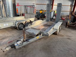 Brian James A Type 35xtfb 3500kg Trailer med slisker / Trailer with ramps