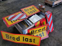 Reflexer till lastbil , bred-last mm . Parti