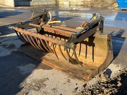 Overfaldsskovl 2,4 m bred / Grab Bucket 2,4 m.